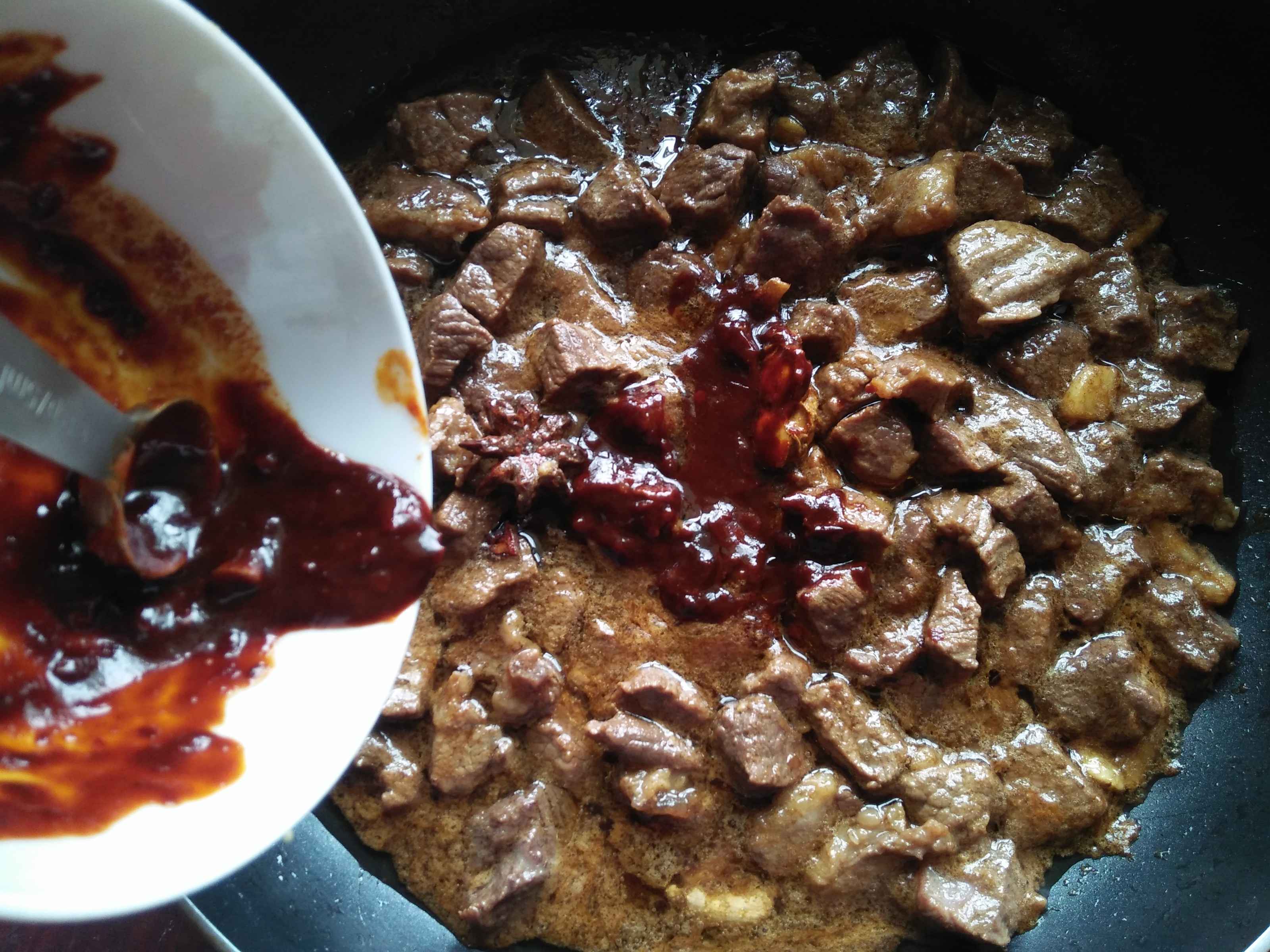 牛肉燉土豆的做法-咸鮮味燉菜譜