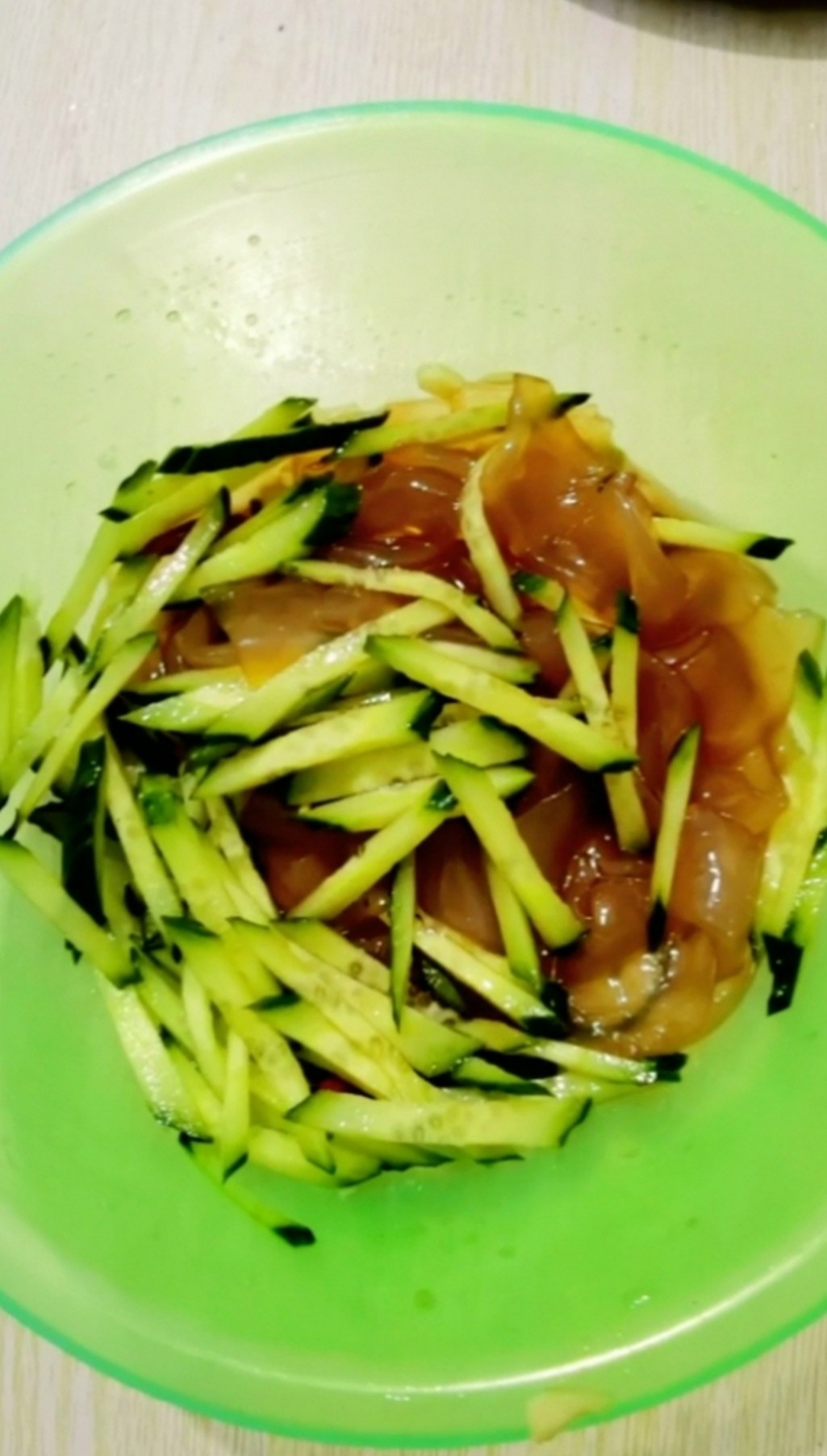 黃瓜絲拌拉皮的做法-酸甜味拌菜譜