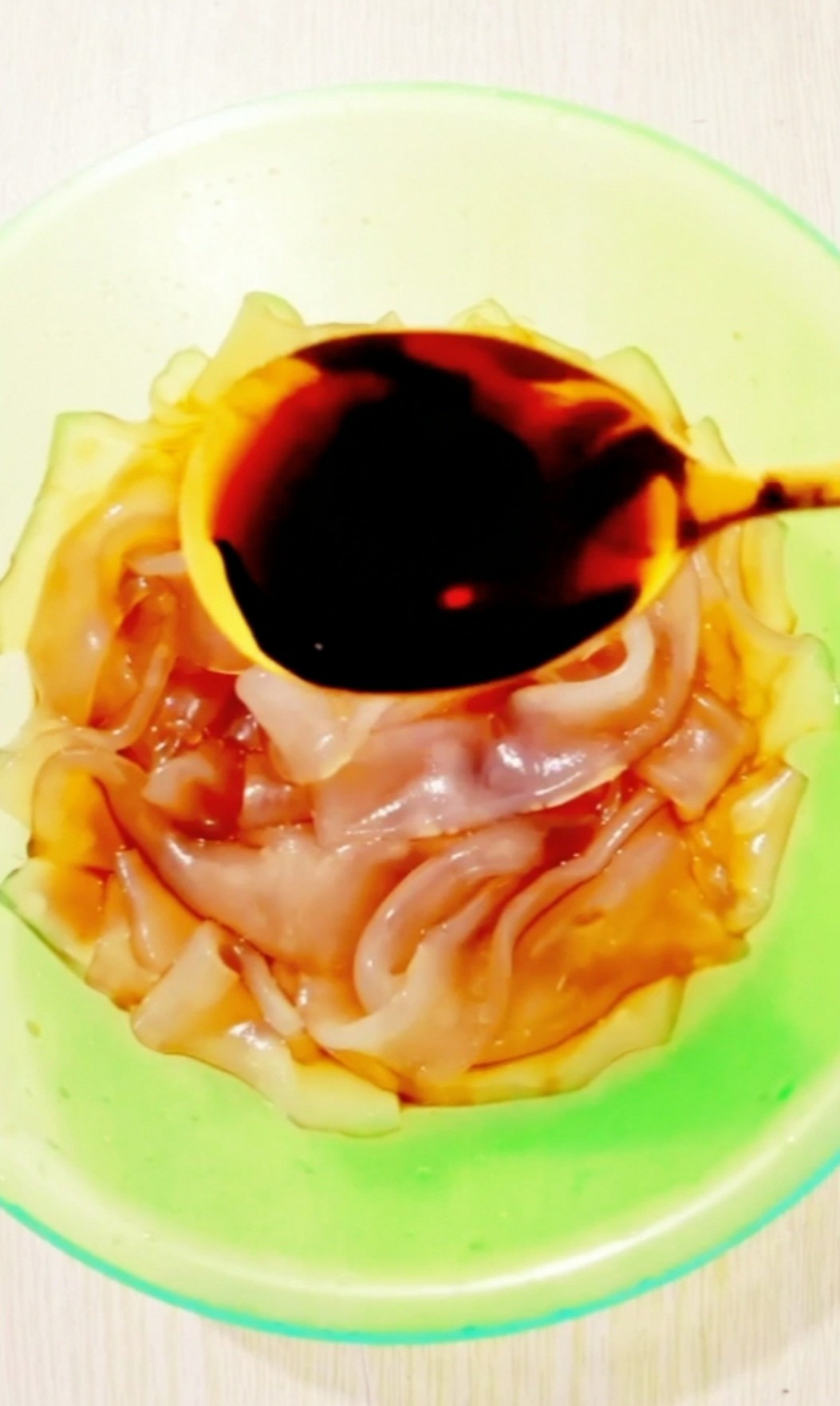 黃瓜絲拌拉皮的做法-酸甜味拌菜譜