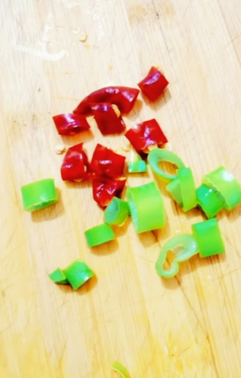 黃瓜絲拌拉皮的做法-酸甜味拌菜譜