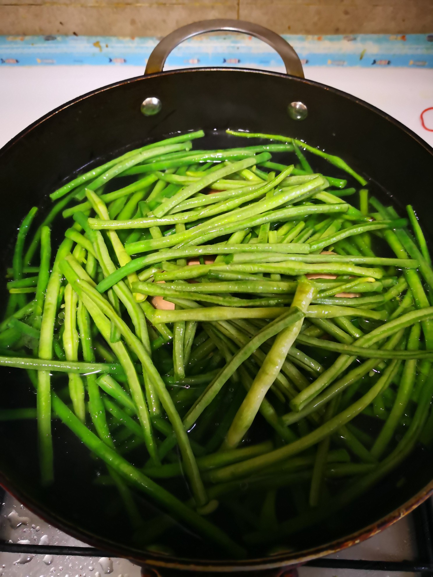 豇豆拌花生米的做法-家常味拌菜譜