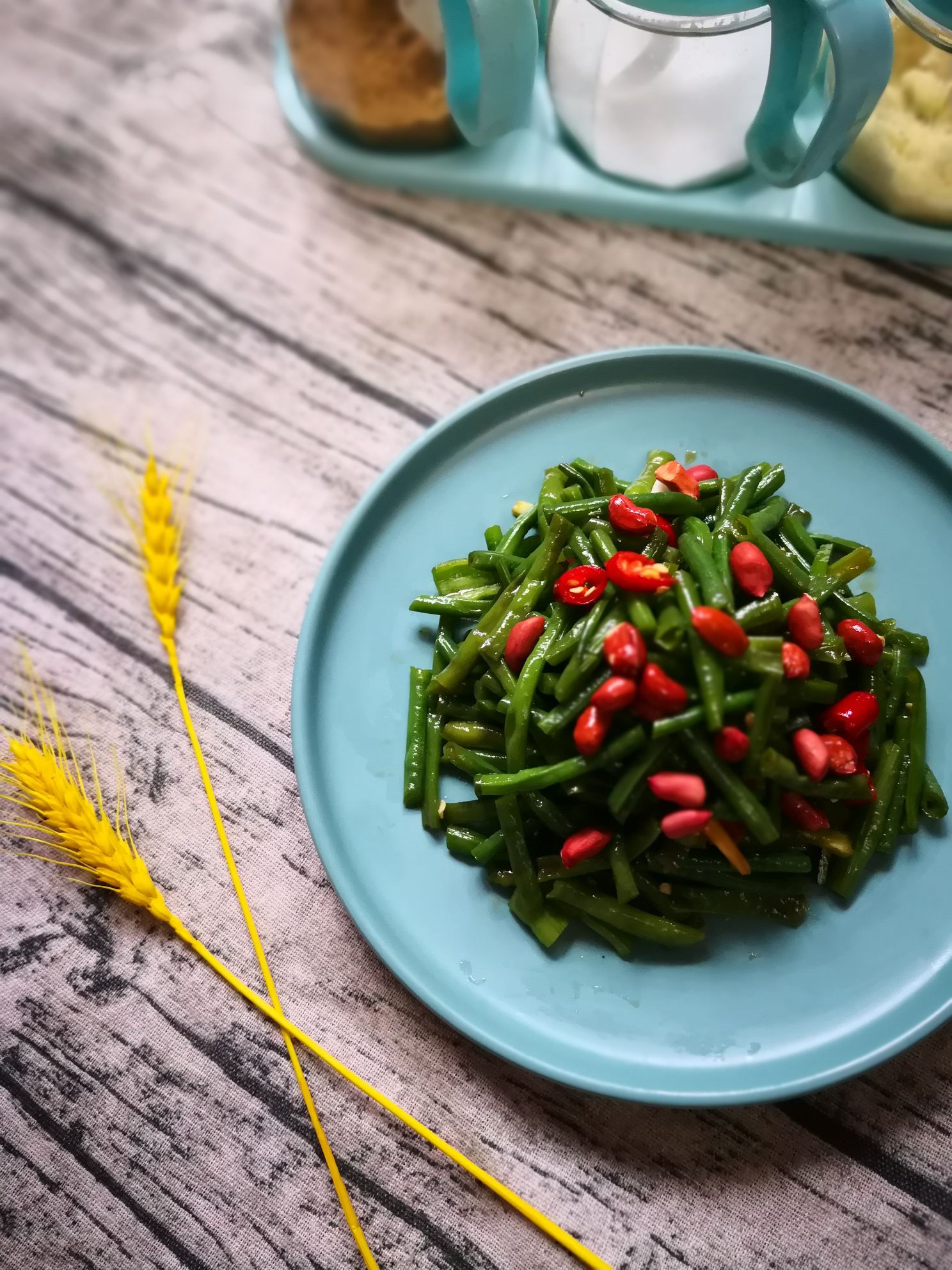 豇豆拌花生米的做法-家常味拌菜譜