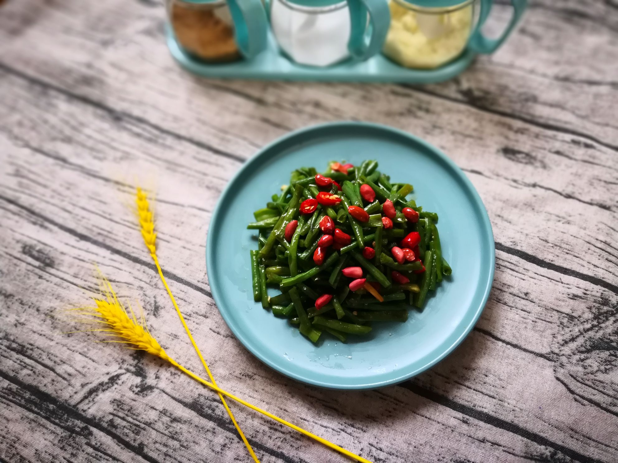 豇豆拌花生米的做法-家常味拌菜譜