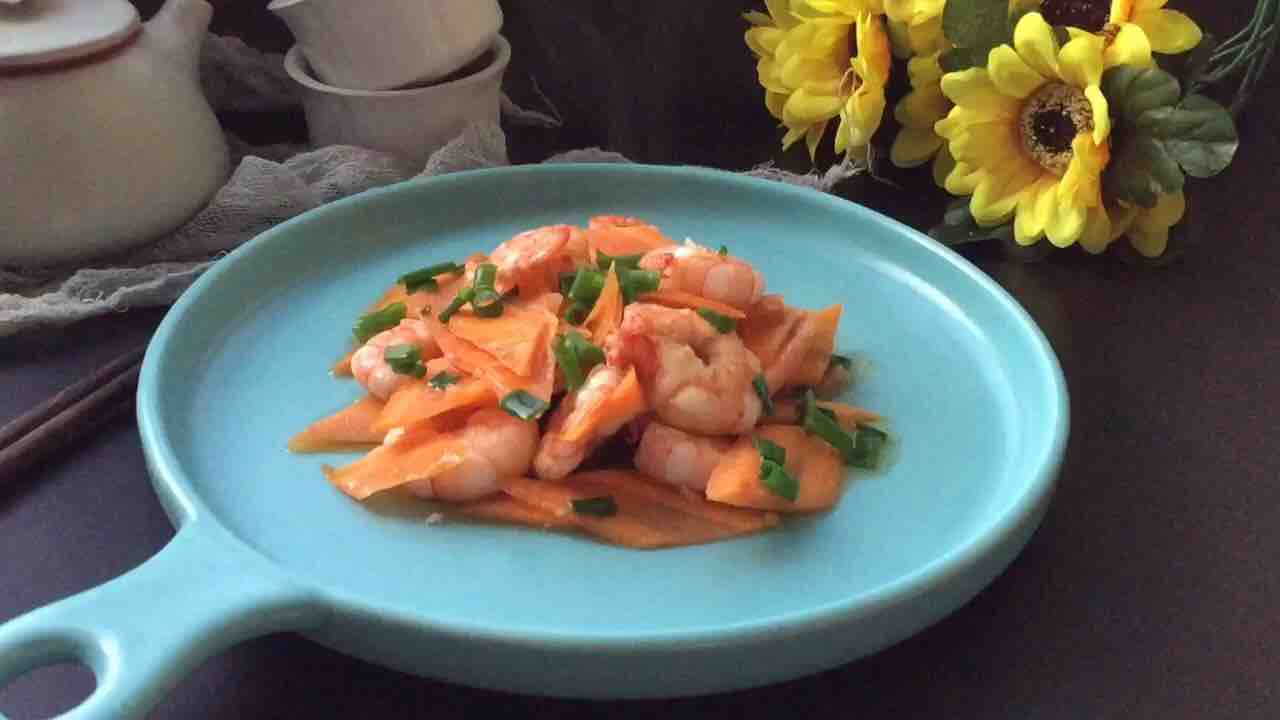 胡蘿卜炒蝦仁的做法-家常味炒菜譜