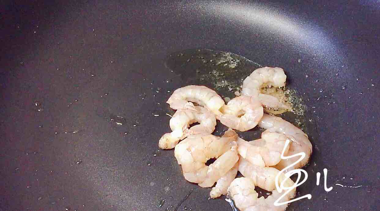 胡蘿卜炒蝦仁的做法-家常味炒菜譜