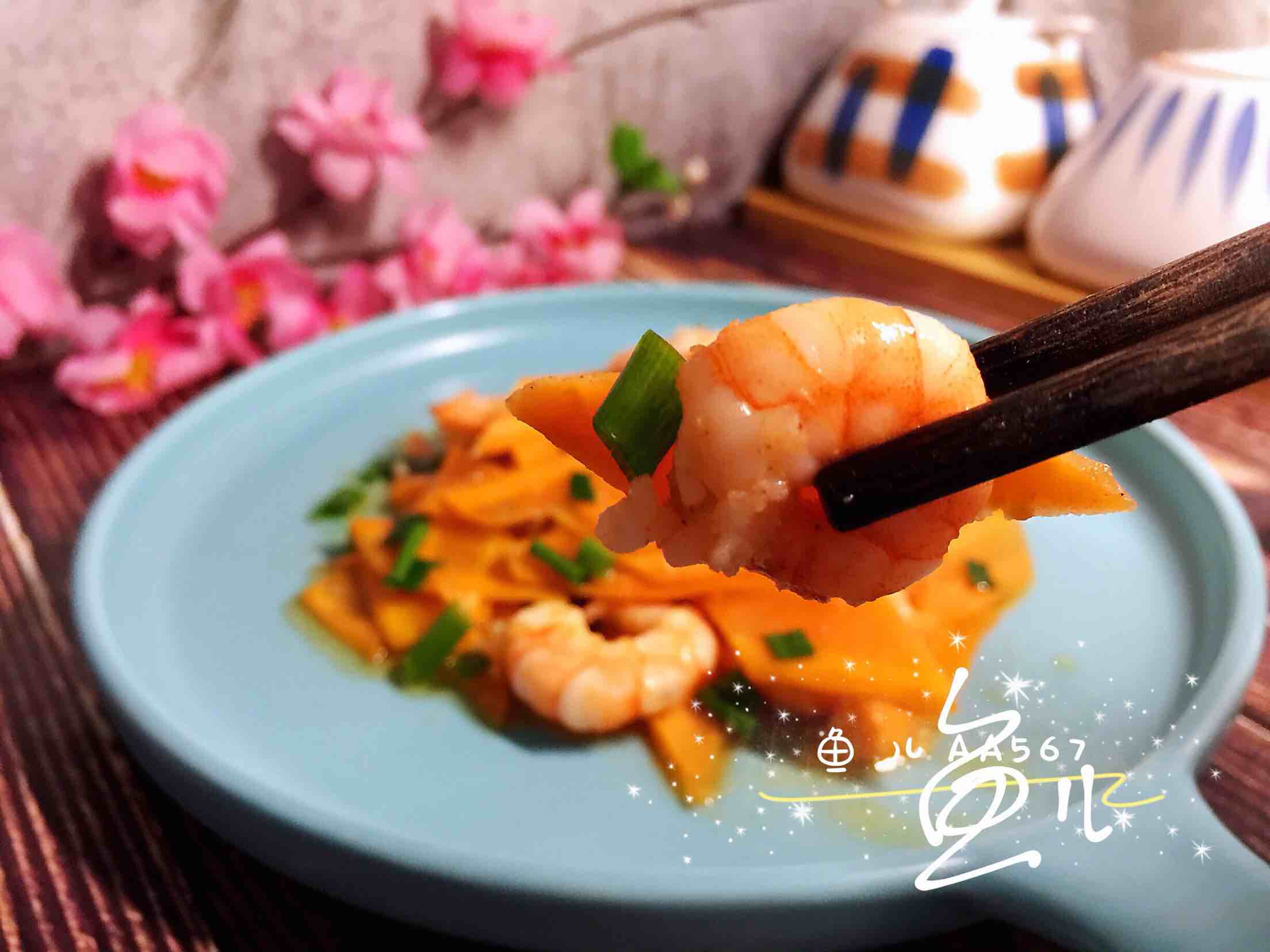 胡蘿卜炒蝦仁的做法-家常味炒菜譜