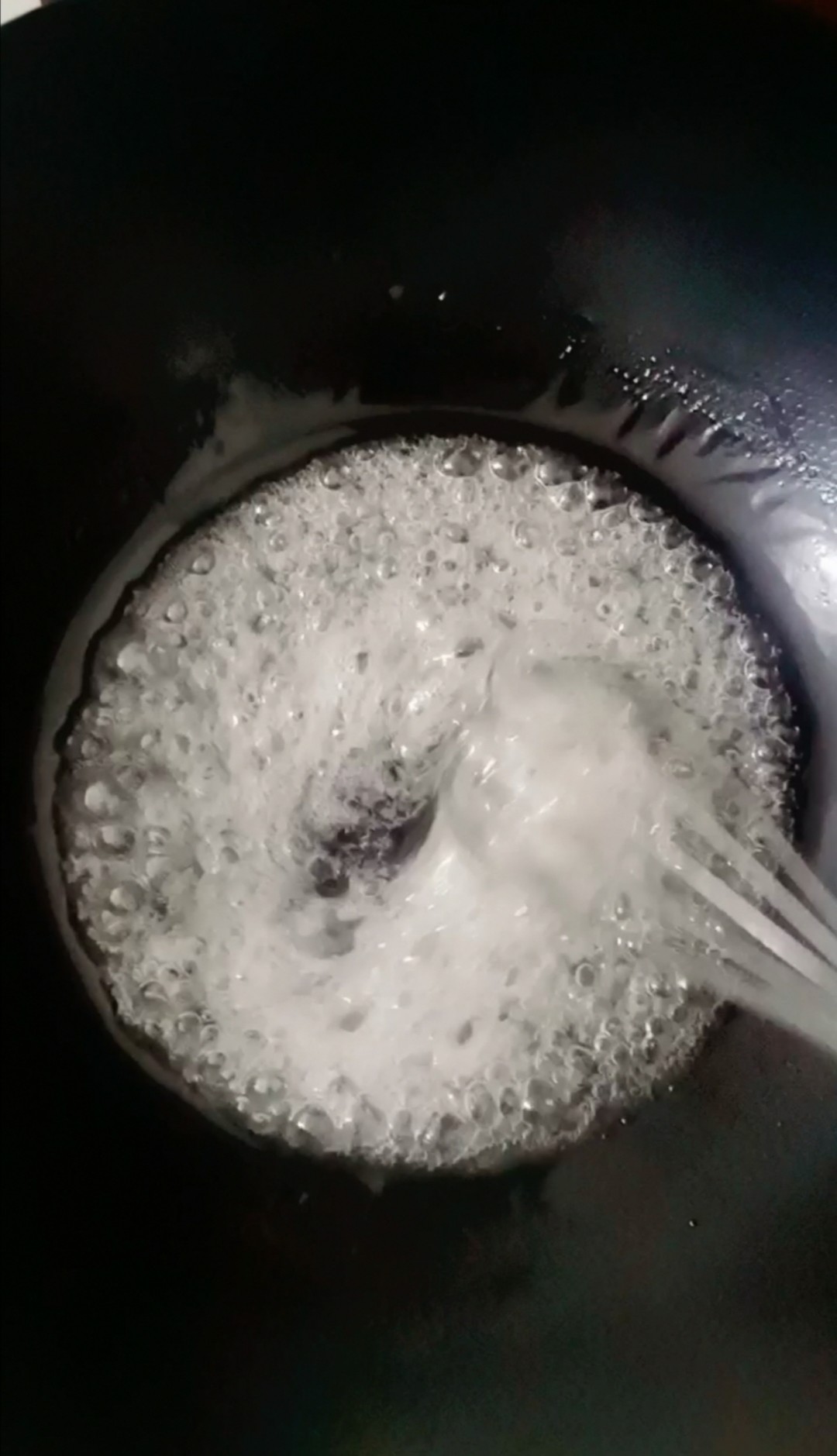 拔絲地瓜蘋果的做法-酸甜味拔絲菜譜