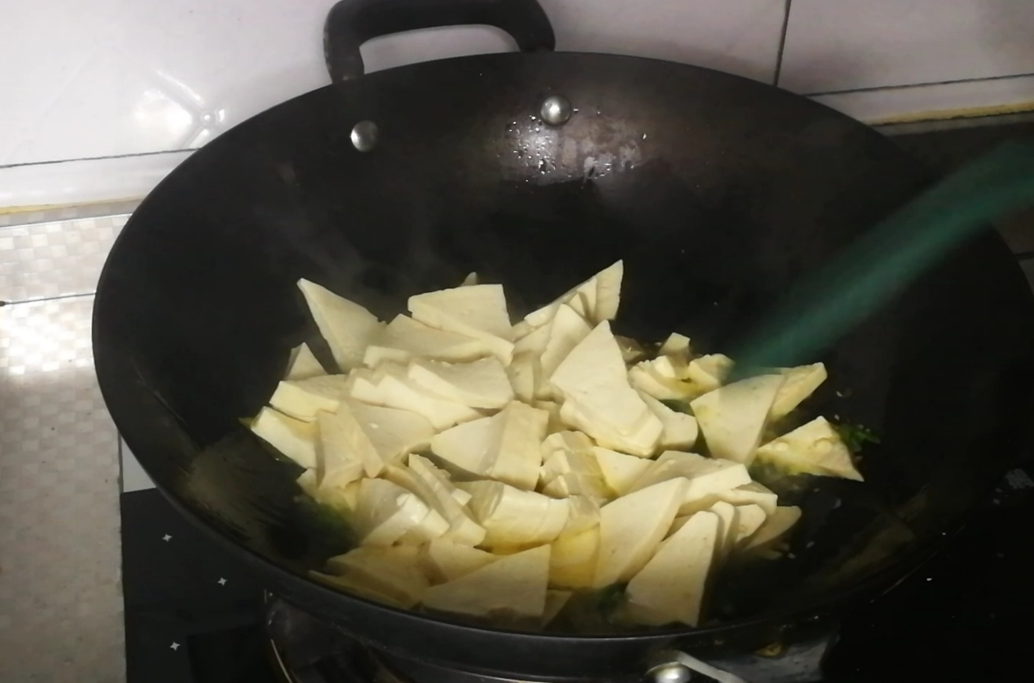 家常五彩豆腐的做法-家常味炒菜譜