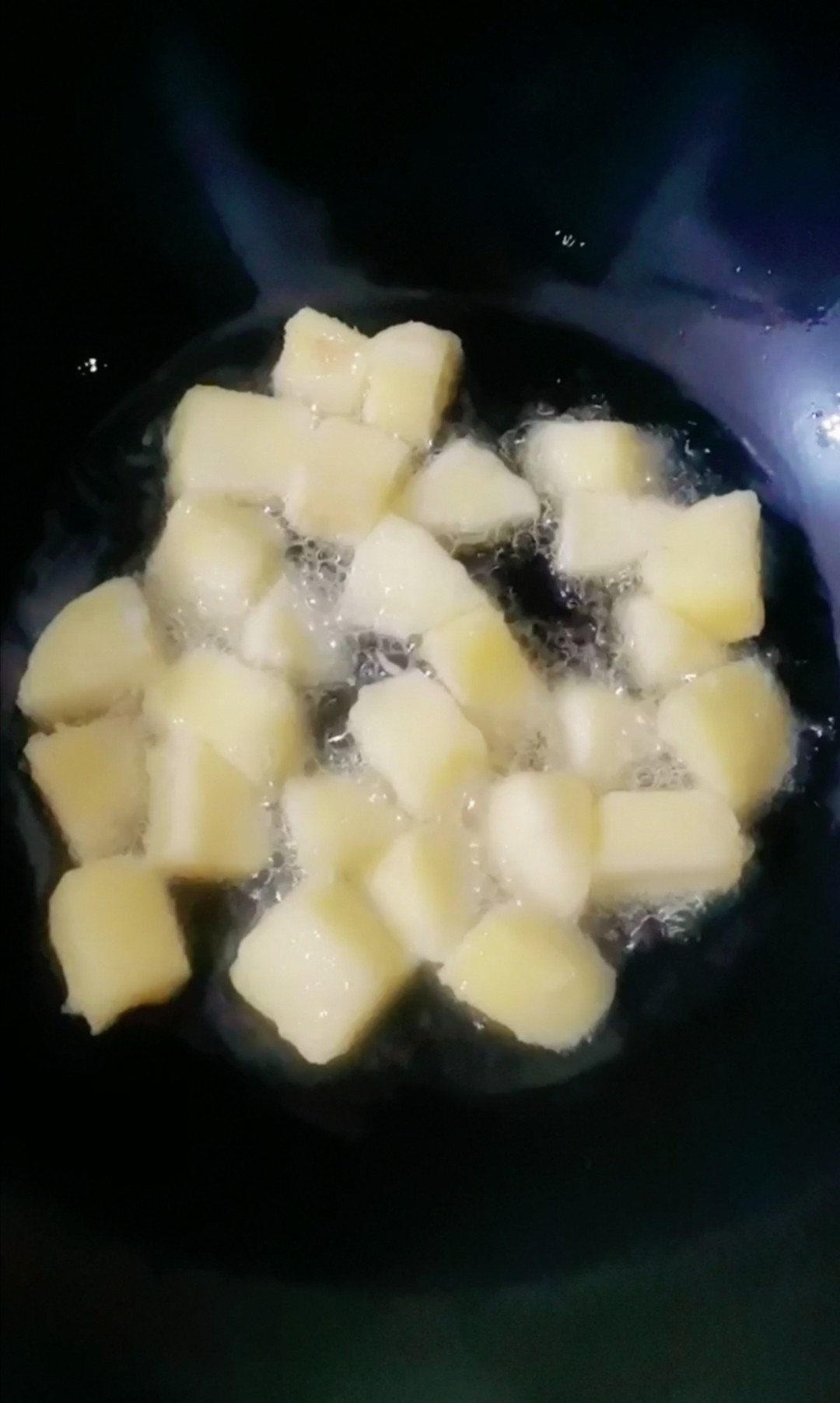 拔絲地瓜蘋果的做法-酸甜味拔絲菜譜