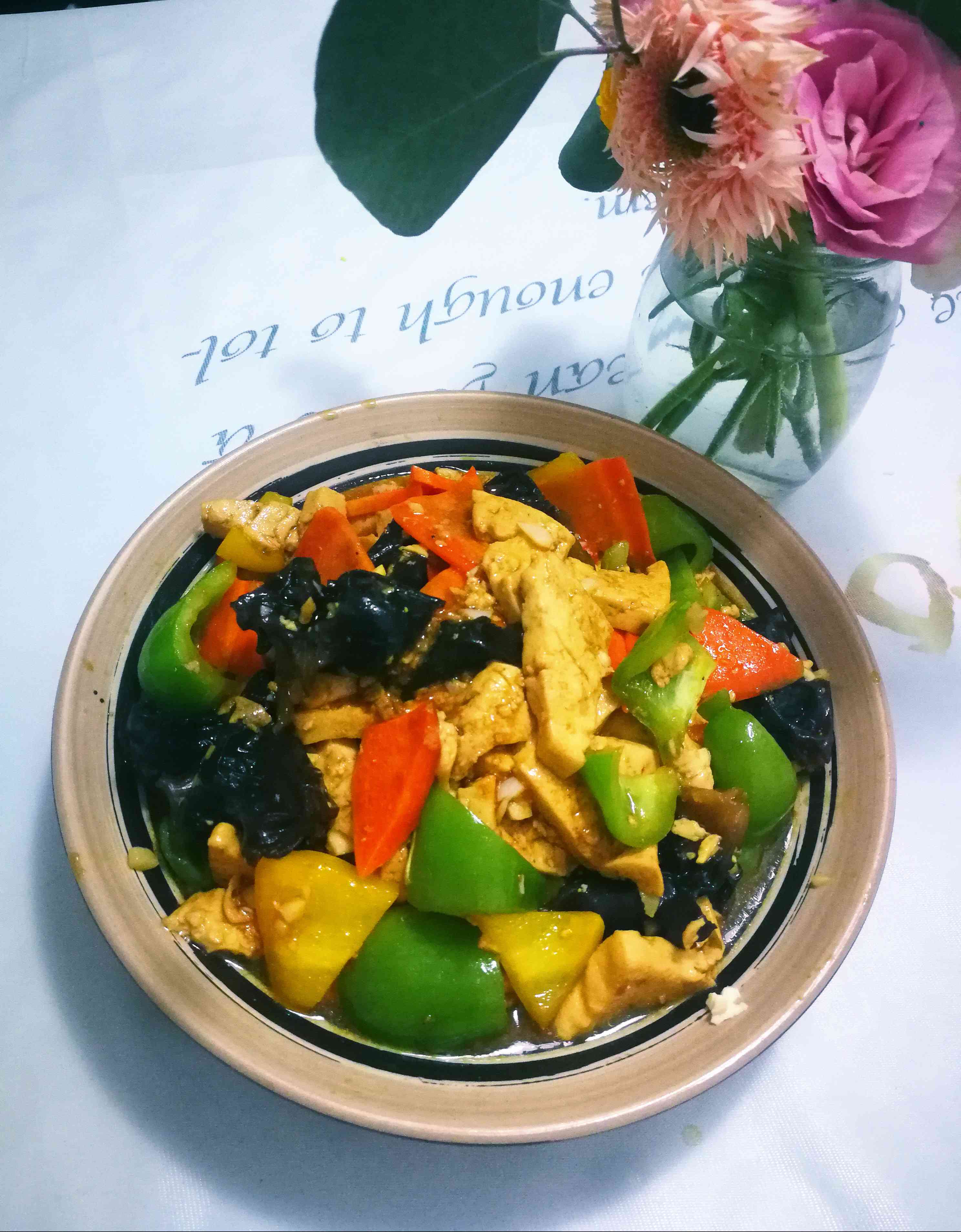 家常五彩豆腐的做法-家常味炒菜譜