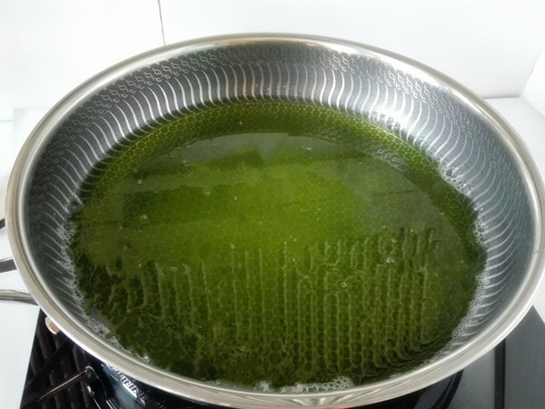 黃瓜汁豌豆涼粉的做法-酸辣味煮菜譜