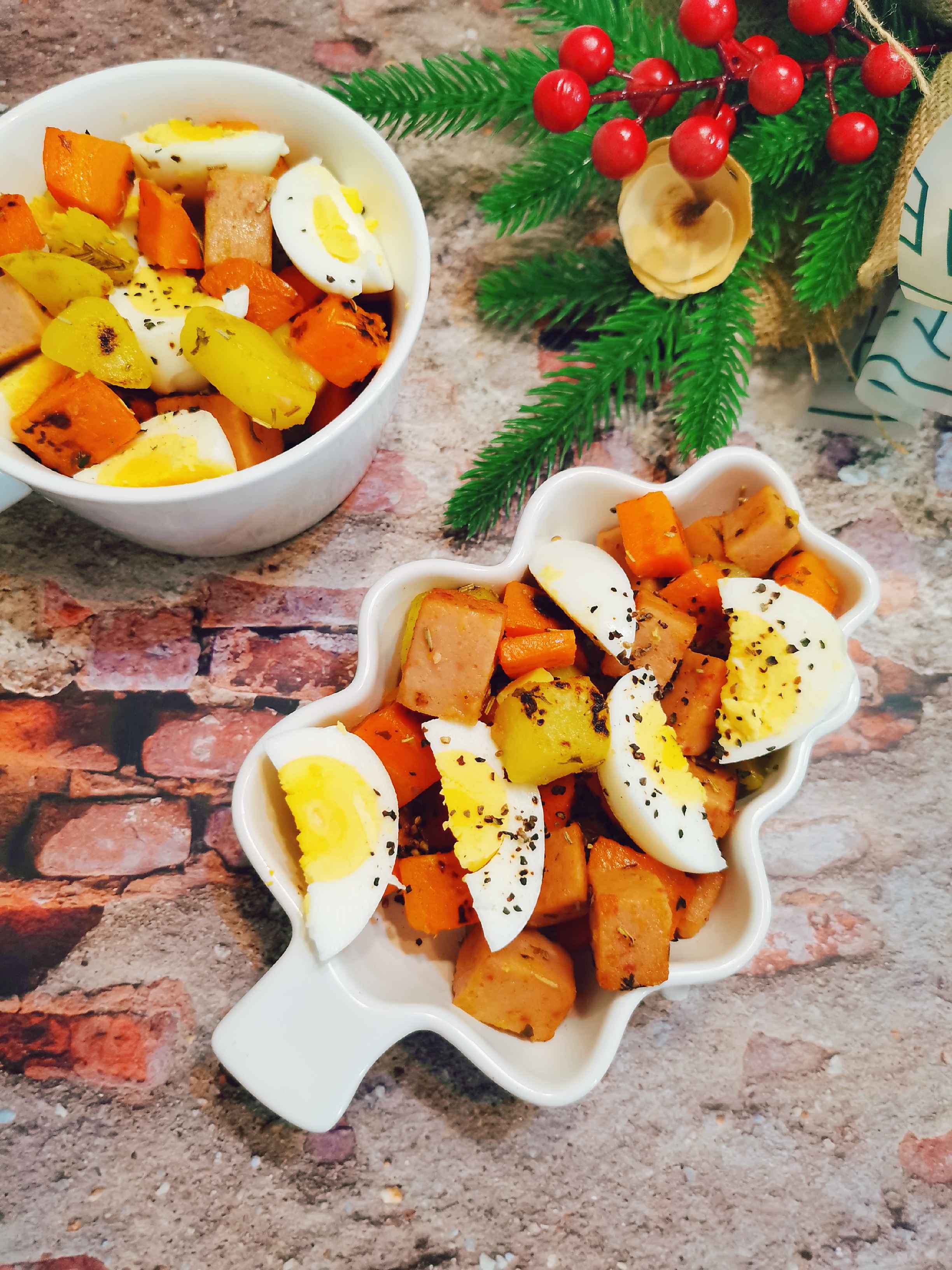 飽腹感極強的沙拉拼盤，蔬菜，雞蛋，肉應有盡有的做法-其它口味炒菜譜