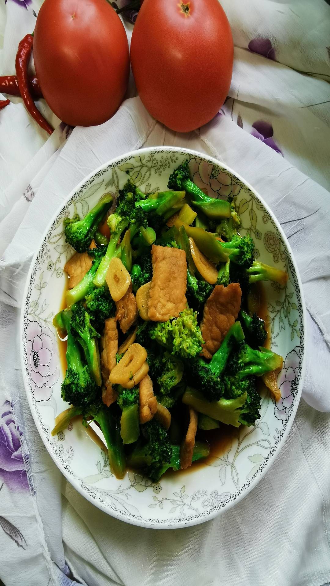 肉片炒西蘭花的做法-家常味炒菜譜