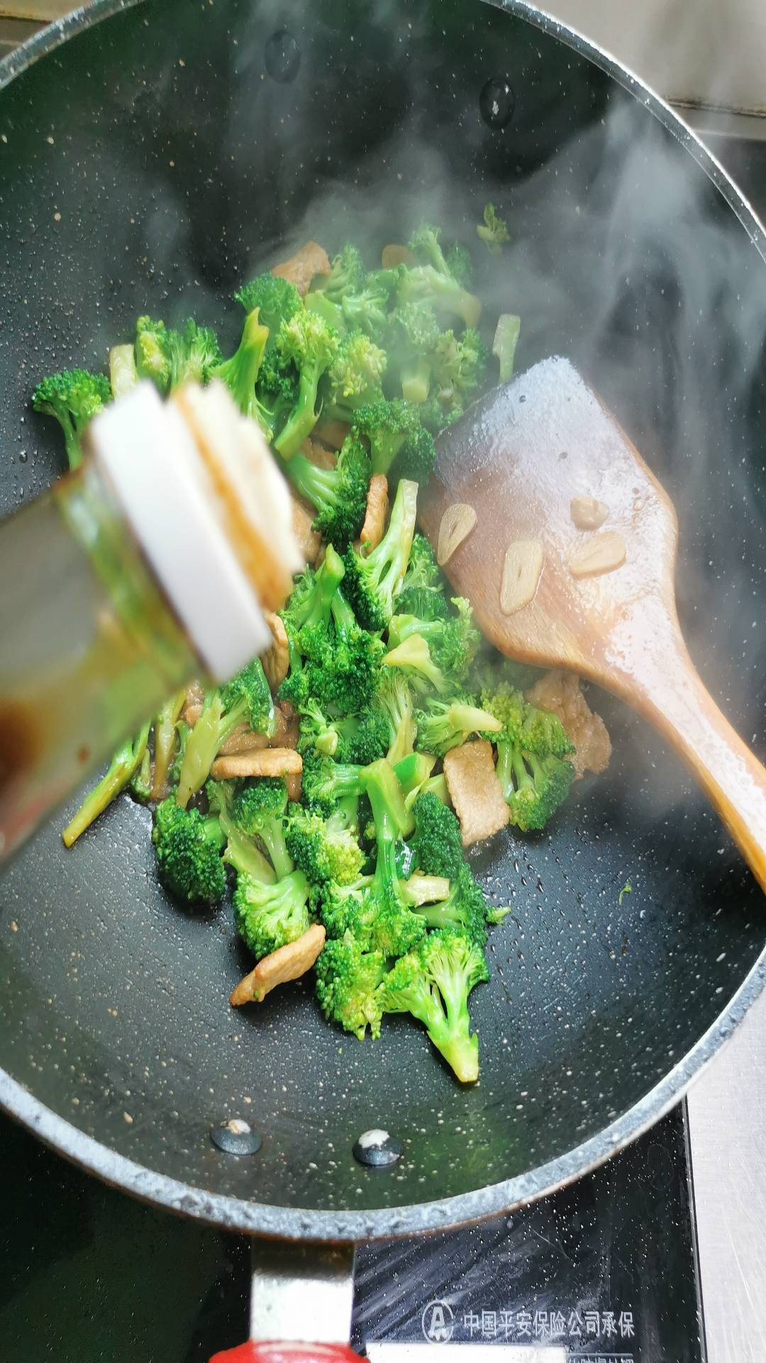 肉片炒西蘭花的做法-家常味炒菜譜