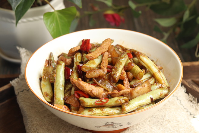 干煸四季豆?fàn)F肉的做法-家常味炒菜譜