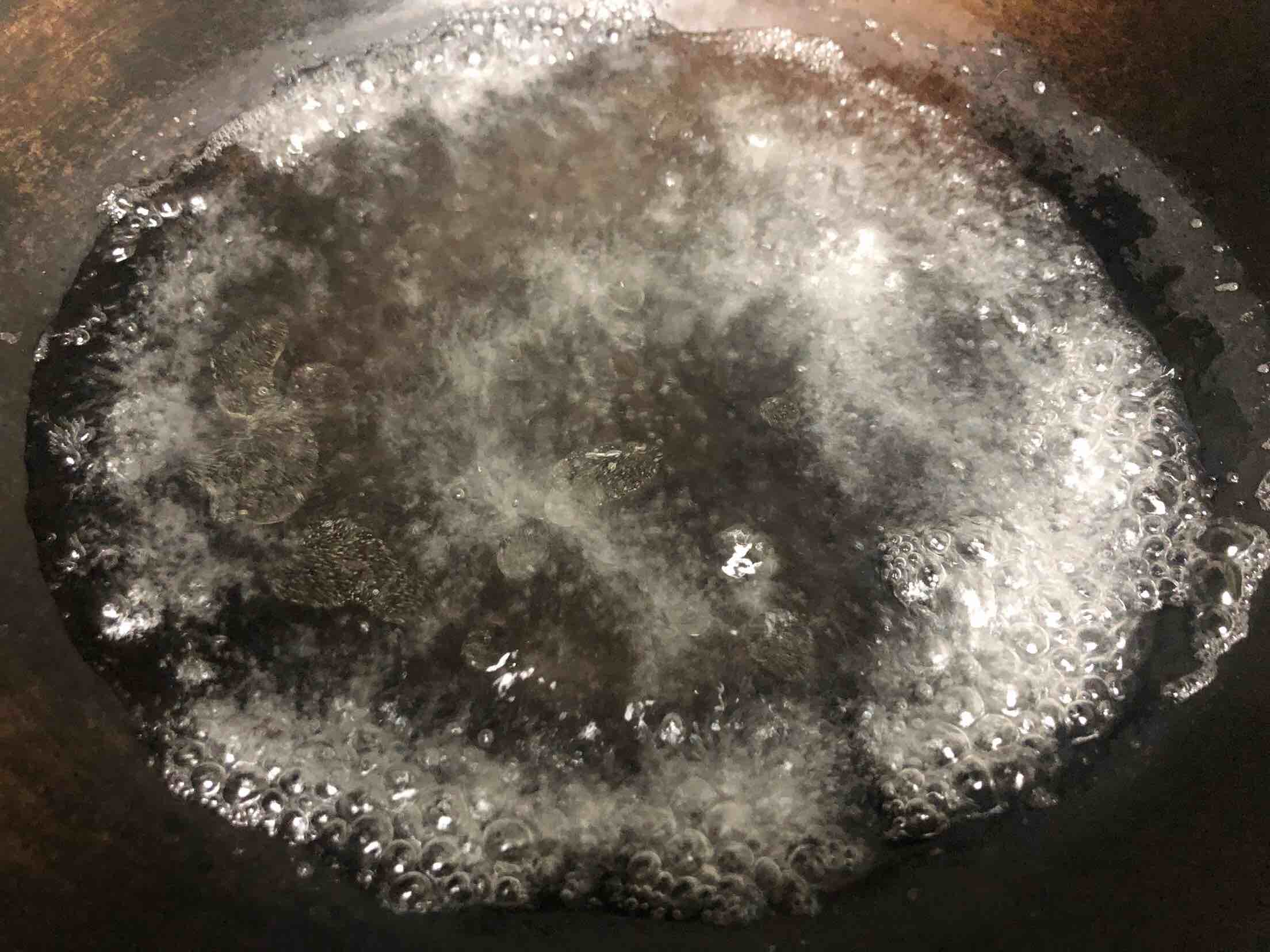 西蘭花炒蘑菇的做法-家常味炒菜譜