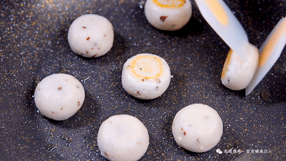 香菇魚餅  寶寶輔食食譜的做法-家常味烙菜譜