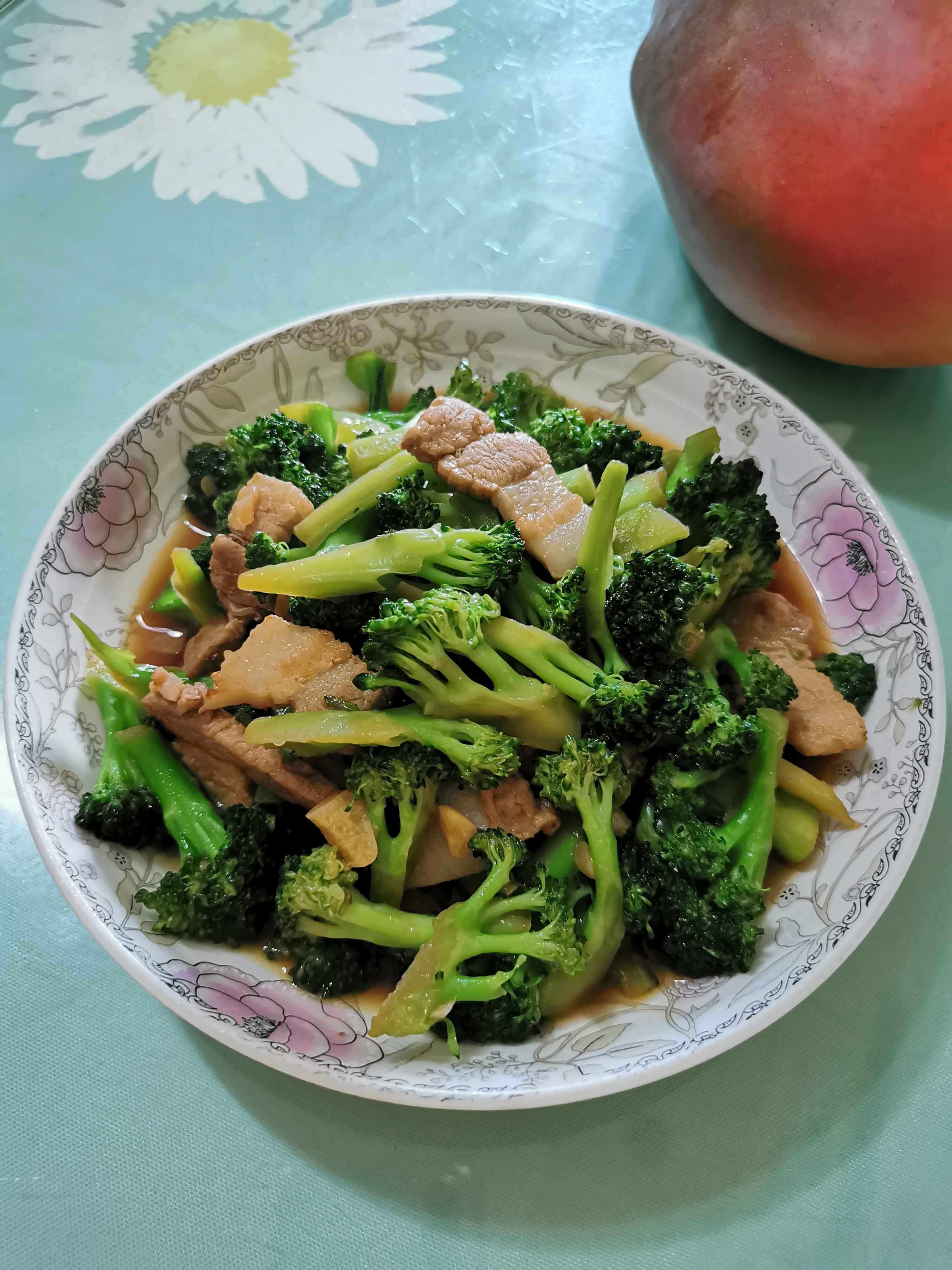 美味西蘭花的做法-家常味炒菜譜