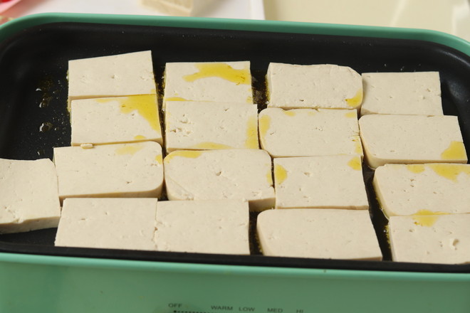 豆腐肉沫茄子煲的做法-家常味煮菜譜