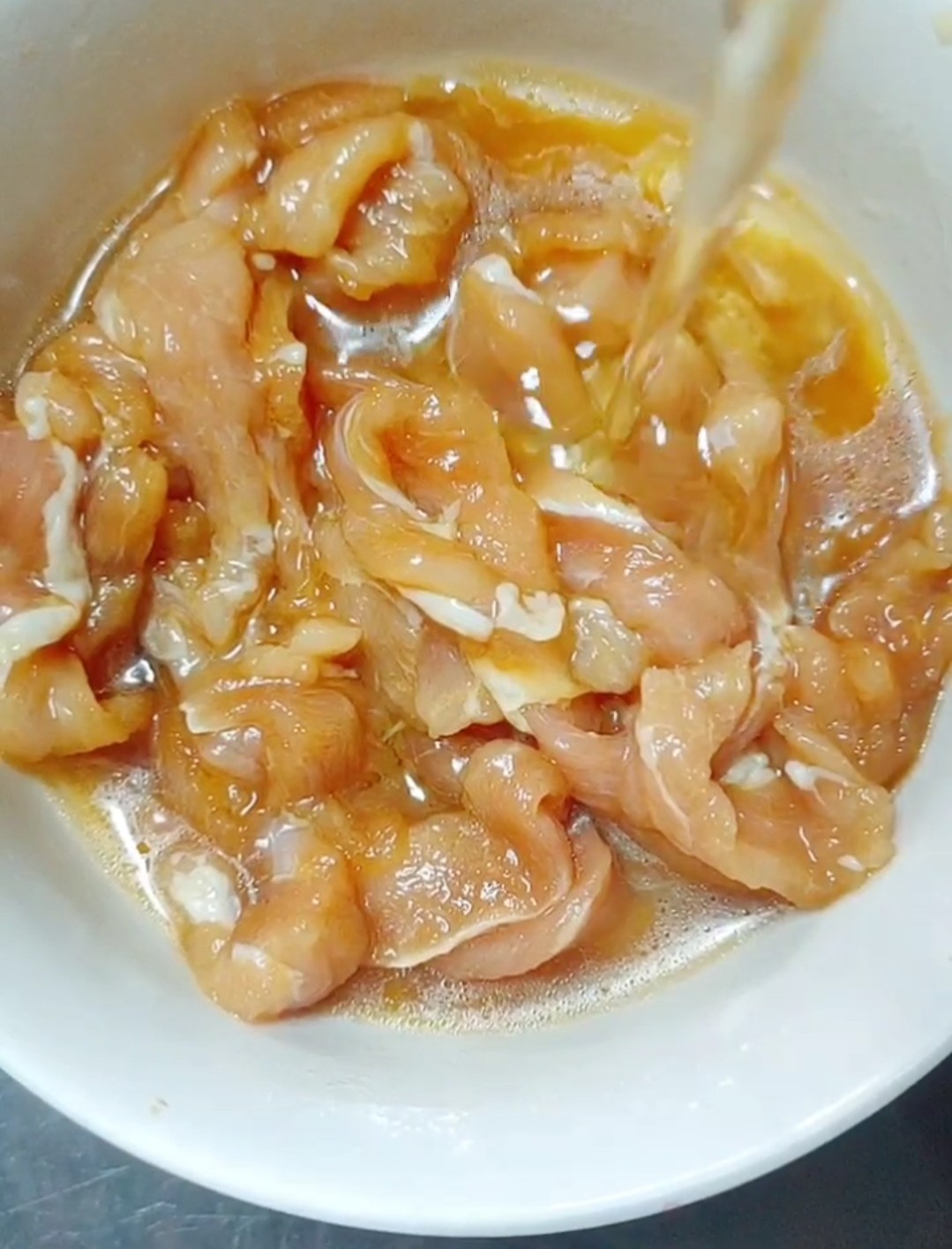 蒜薹炒肉的做法-家常味炒菜譜