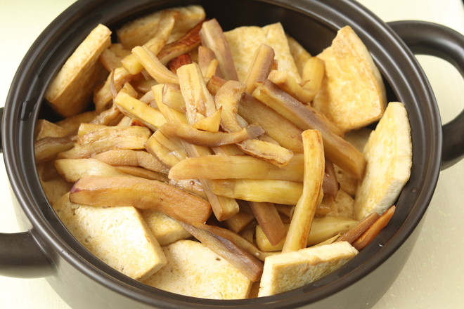 豆腐肉沫茄子煲的做法-家常味煮菜譜