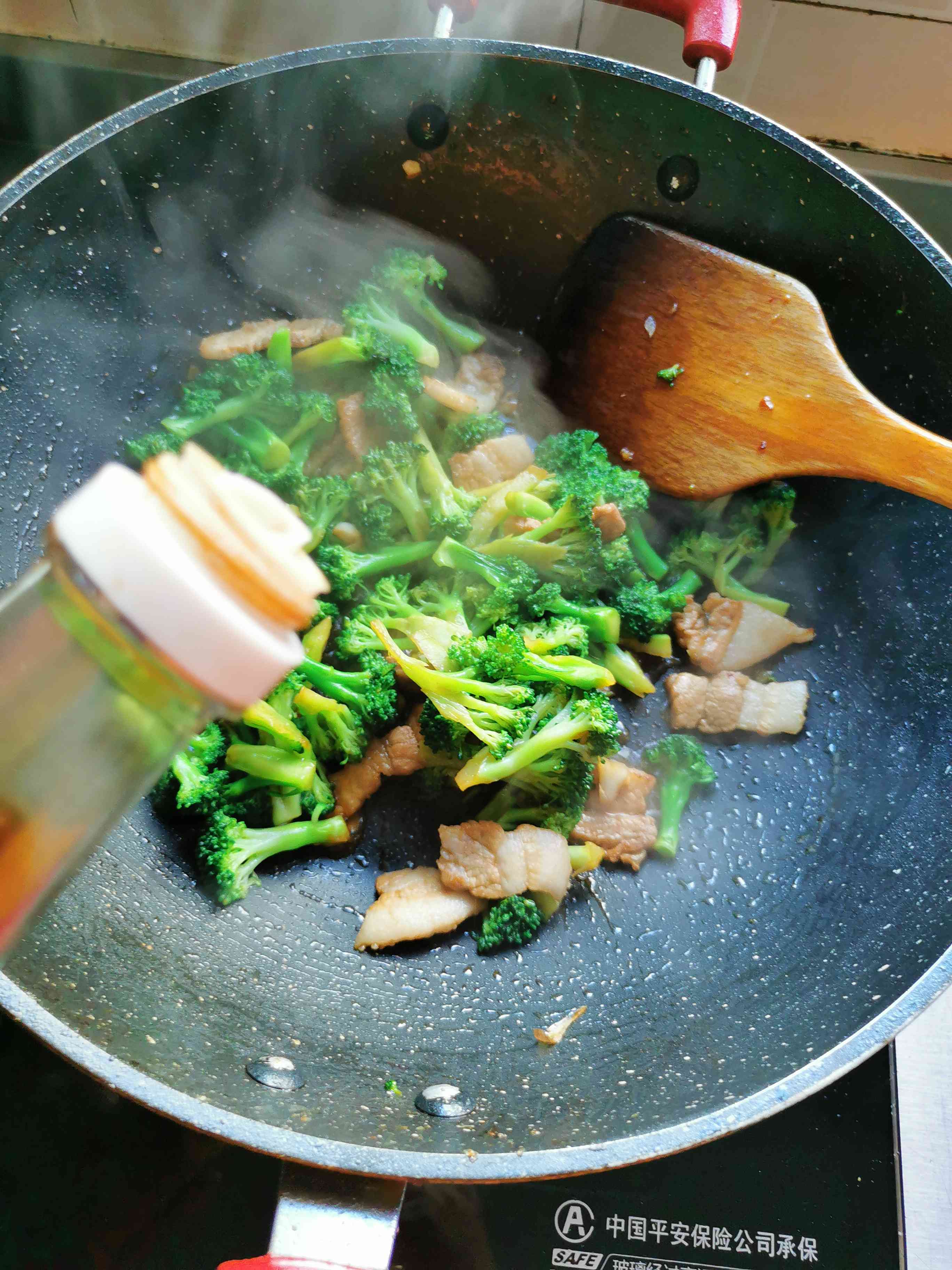 美味西蘭花的做法-家常味炒菜譜