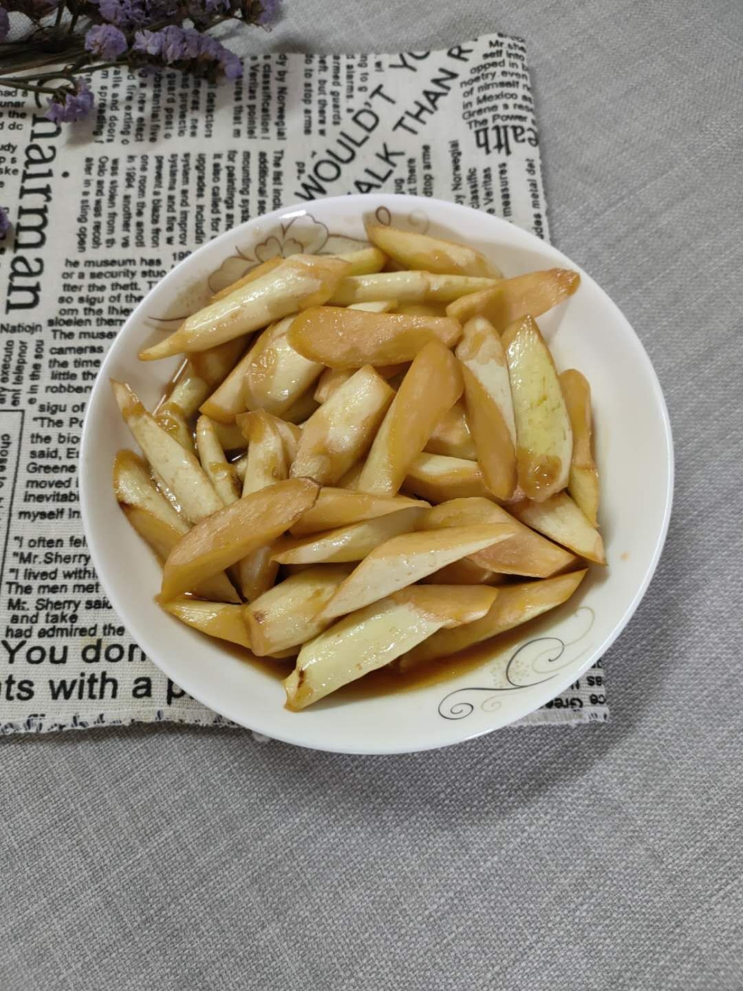 紅燒茭白的做法-咸鮮味燒菜譜