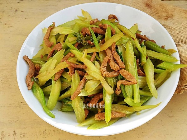 青菜炒肉絲的做法-家常味炒菜譜