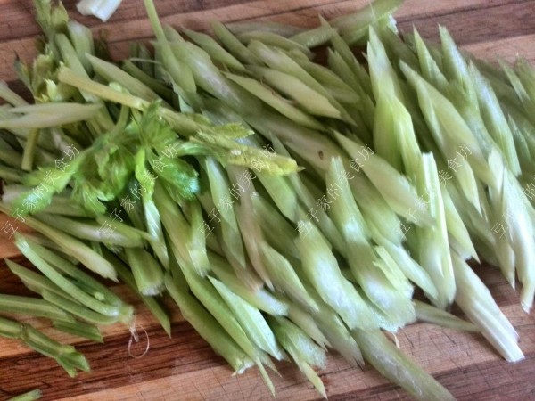 青菜炒肉絲的做法-家常味炒菜譜