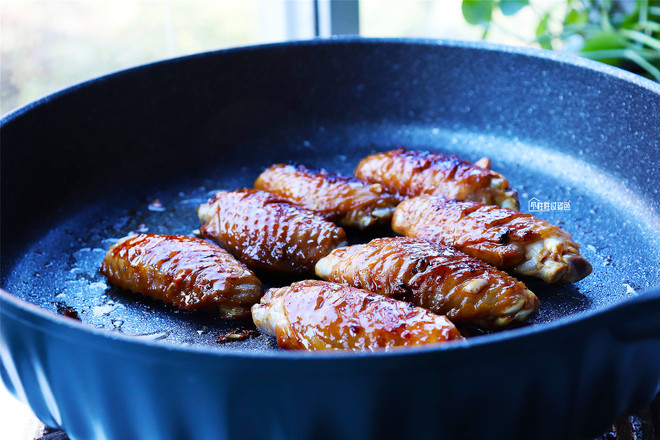 蜂蜜雞翅的做法-家常味煮菜譜