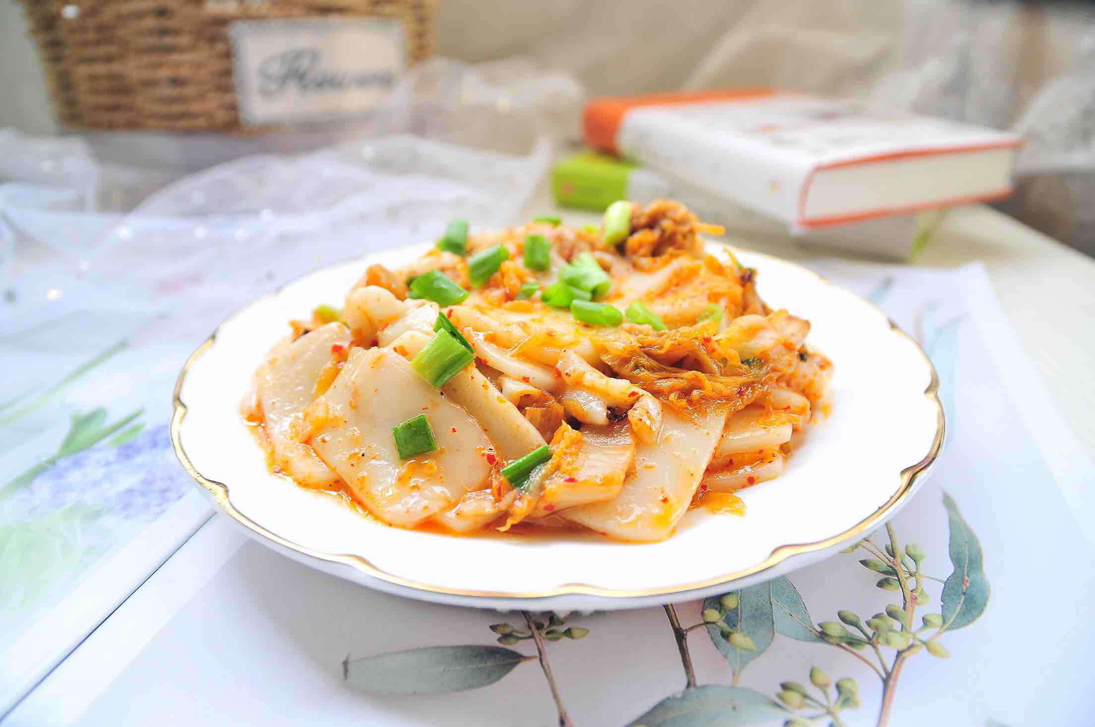 辣白菜炒年糕的做法-家常味炒菜譜