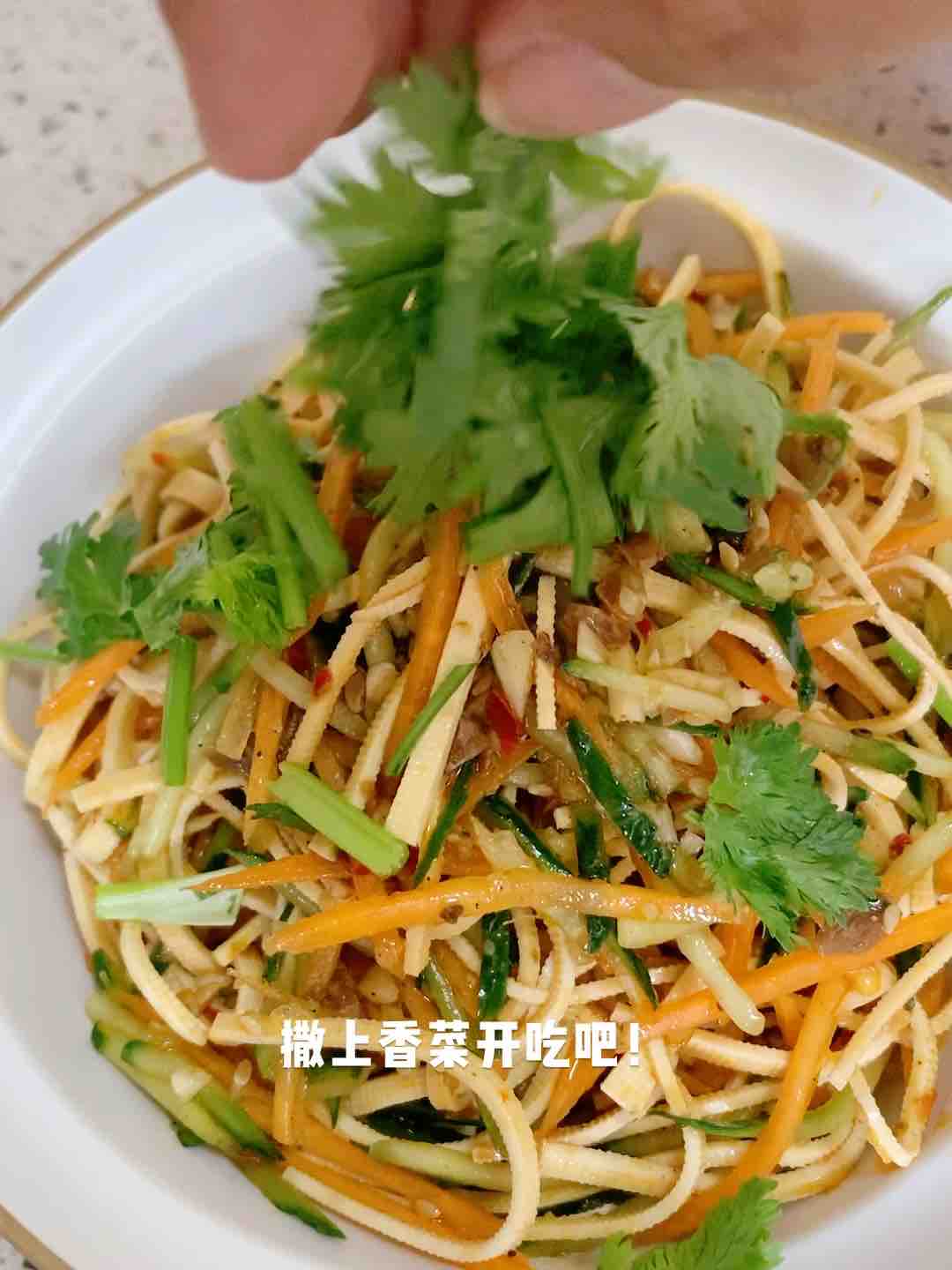 涼拌豆腐絲的做法-香辣味拌菜譜