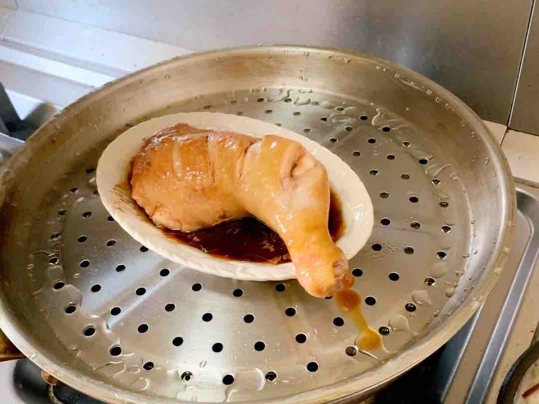 腐乳醬油蒸雞腿的做法-咸鮮味蒸菜譜