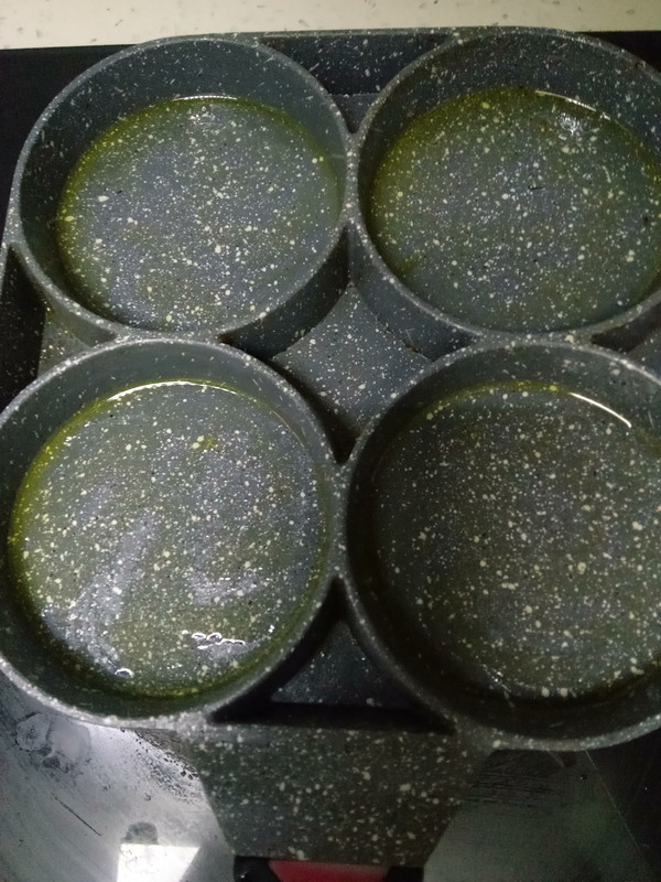 海苔耗油煎蛋的做法-家常味煎菜譜