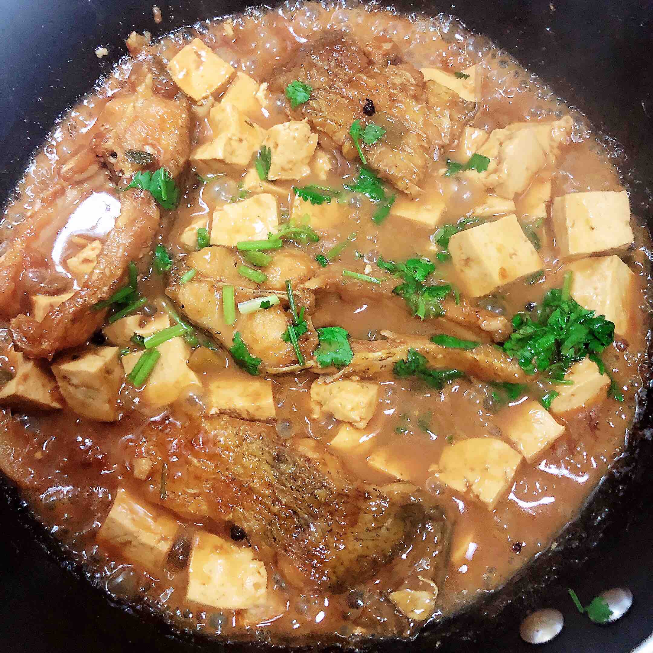 紅燒魚塊豆腐的做法-咸鮮味燉菜譜