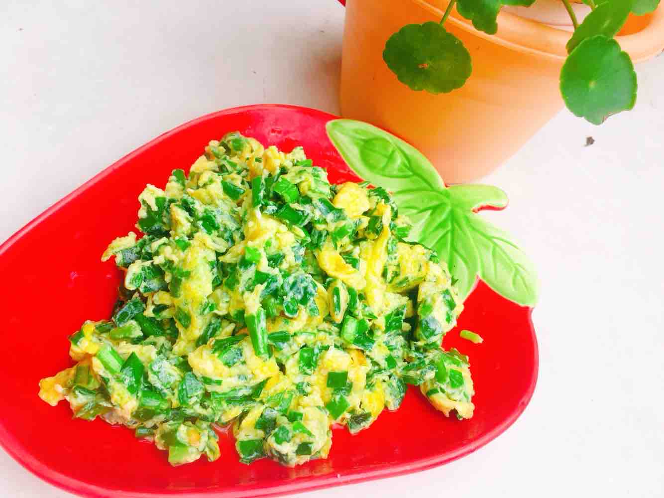 原汁原味韭菜炒雞蛋的做法-家常味炒菜譜