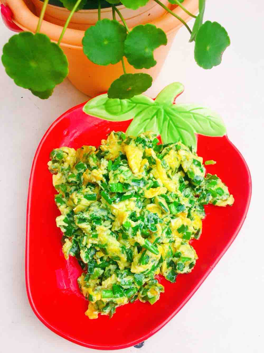 原汁原味韭菜炒雞蛋的做法-家常味炒菜譜