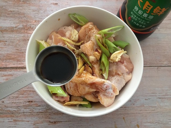 雞翅根雜糧飯的做法-家常味燜菜譜