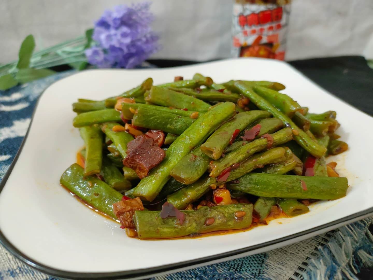 牛肉醬四季豆的做法-家常味炒菜譜