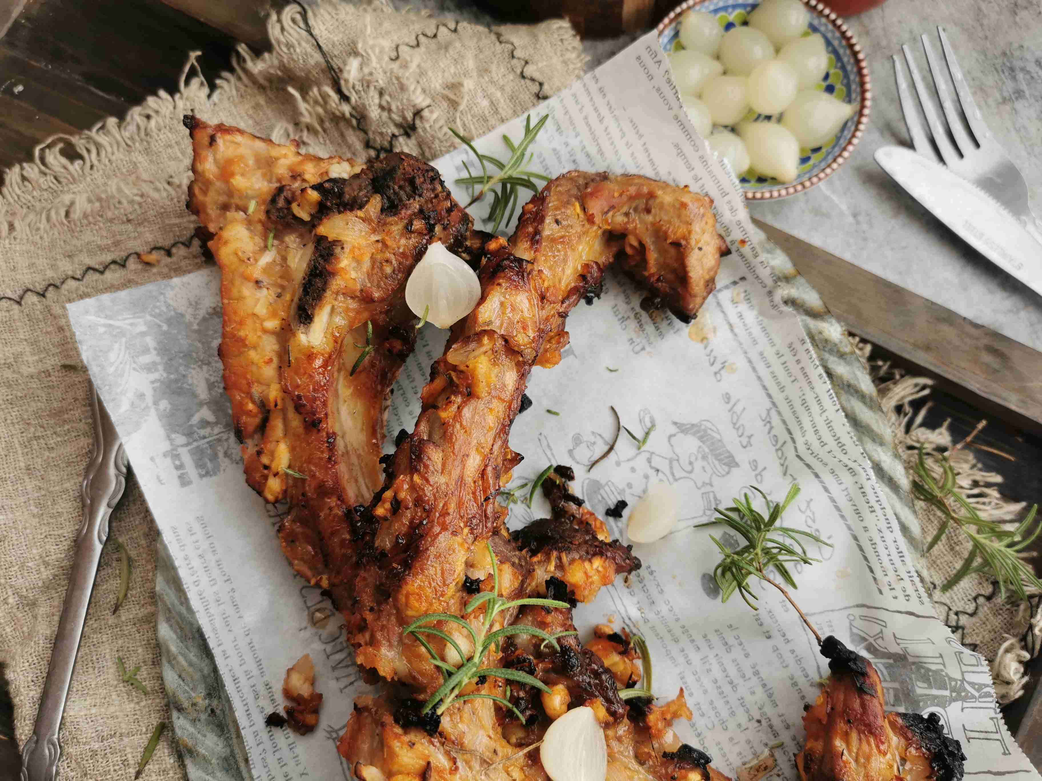 雞尾洋蔥烤豬排的做法-咸鮮味烤菜譜