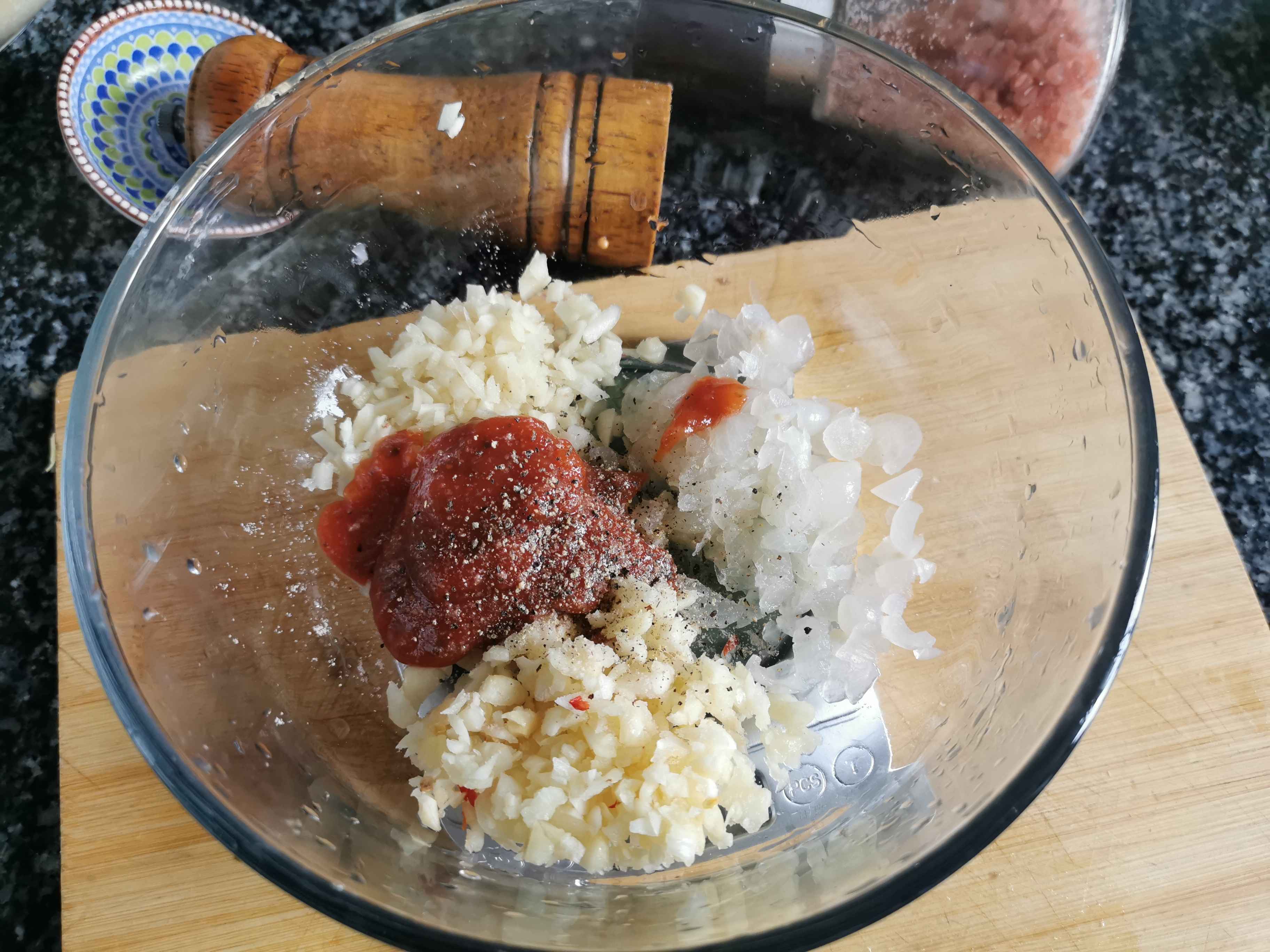 雞尾洋蔥烤豬排的做法-咸鮮味烤菜譜