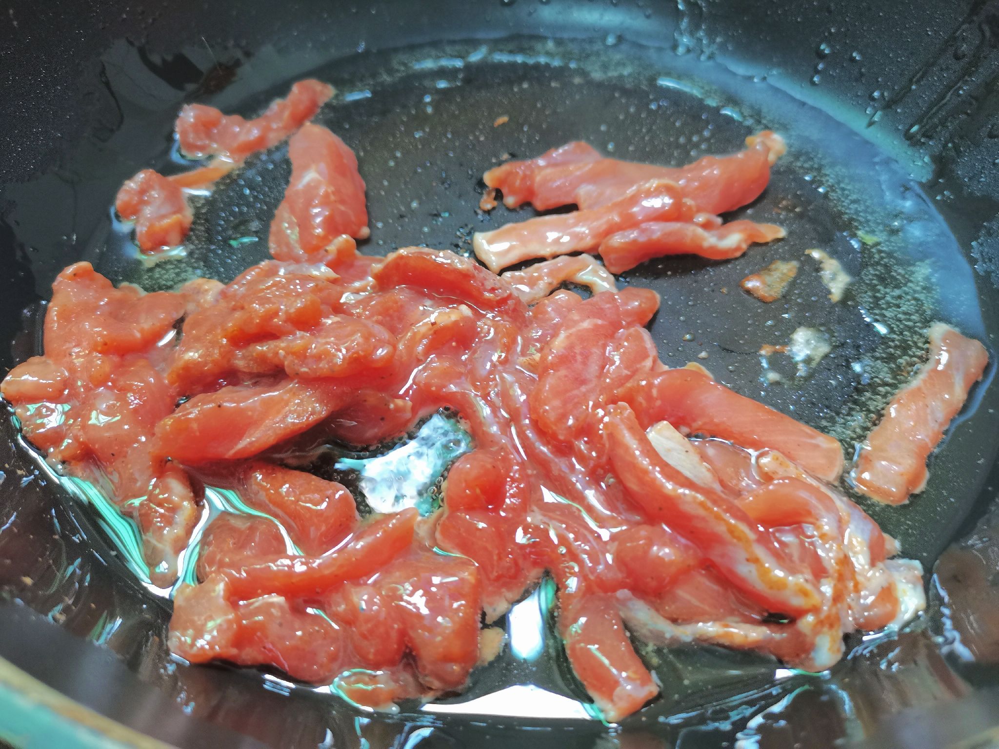 茭白炒牛肉的做法-家常味炒菜譜