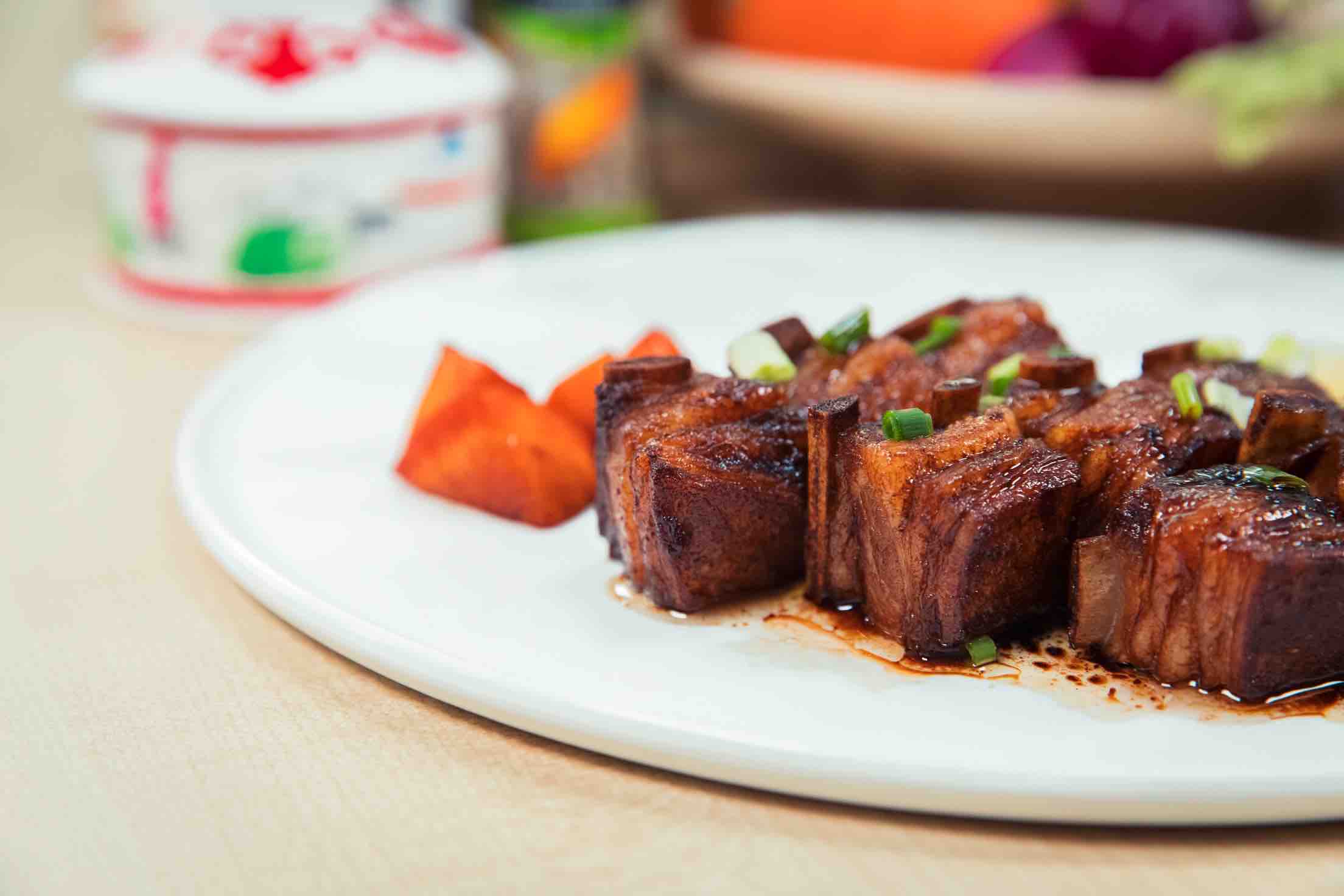 秋風里的滋補紅燒羊肉的做法-家常味炒菜譜