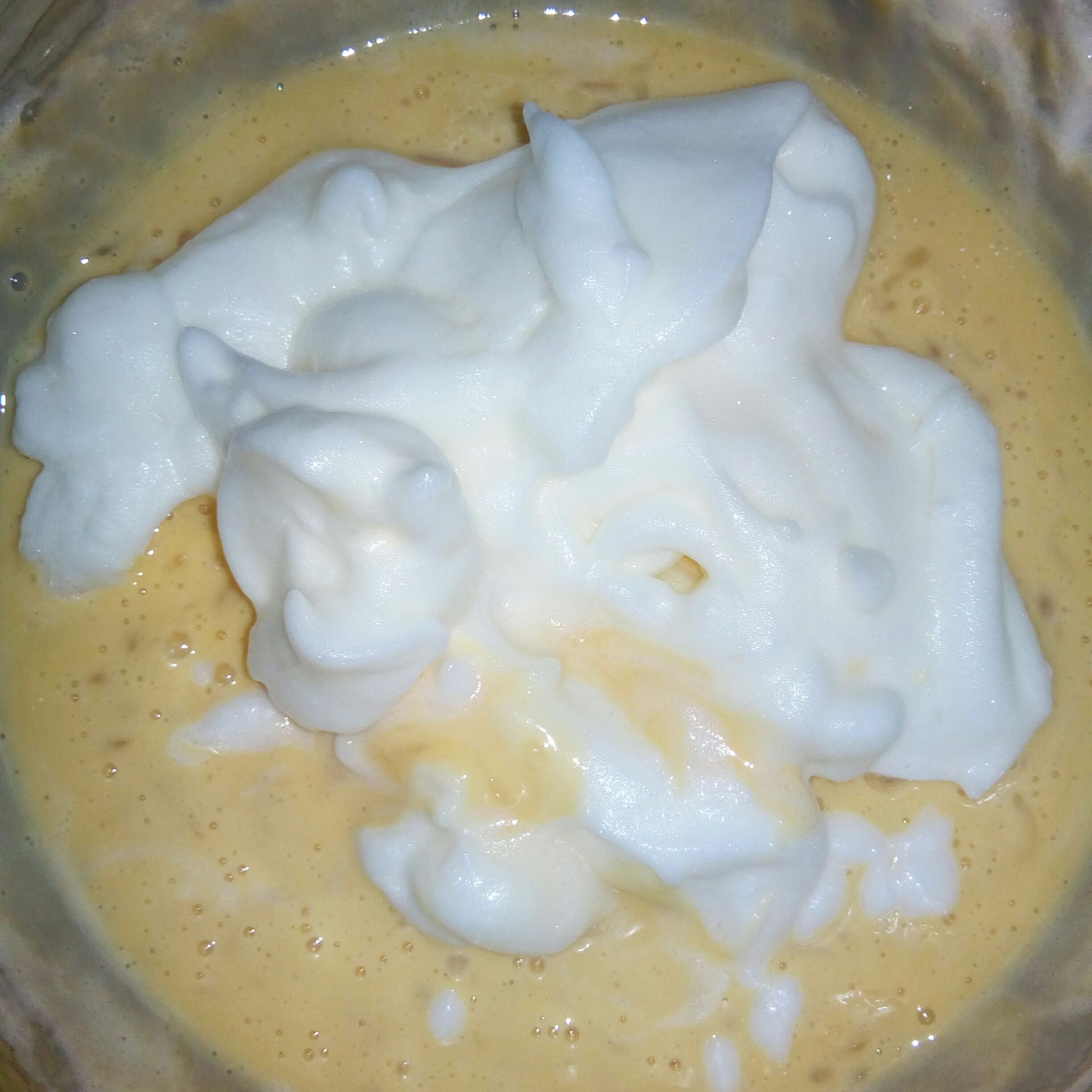 果香紙杯蒸蛋糕的做法-其它口味蒸菜譜