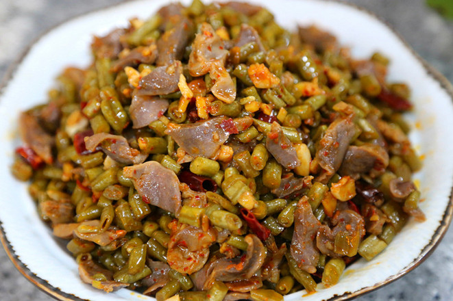 自制酸豆角----酸豆角炒雞胗的做法-酸辣味炒菜譜