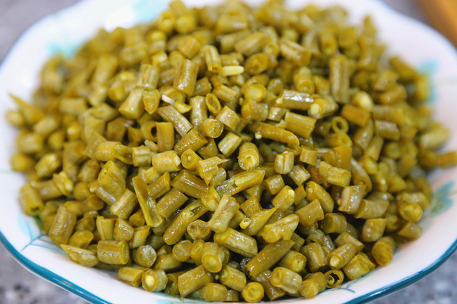 自制酸豆角----酸豆角炒雞胗的做法-酸辣味炒菜譜