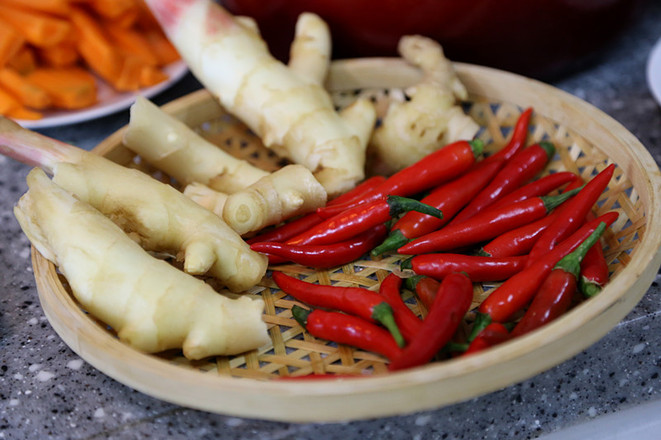 自制酸豆角----酸豆角炒雞胗的做法-酸辣味炒菜譜
