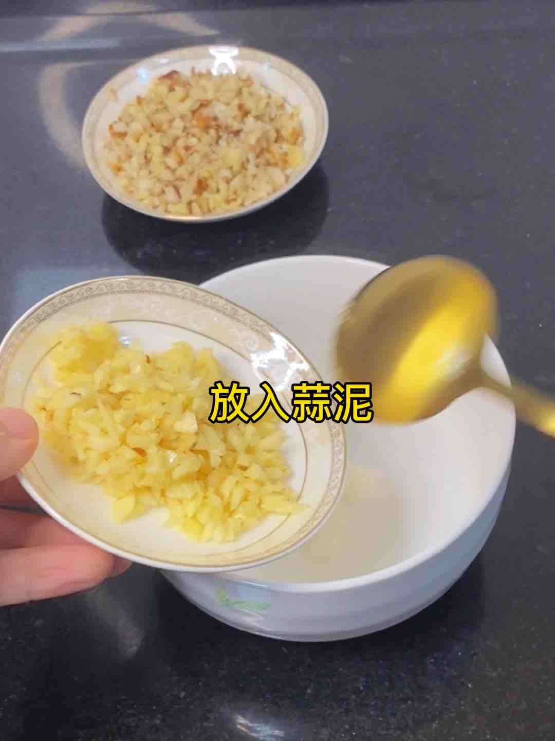 沙姜雞這樣做，一只都不夠吃，醬汁拌飯少說要3碗的做法-家常味蒸菜譜