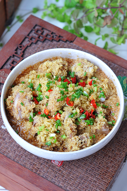 小米蒸排骨的做法-家常味蒸菜譜