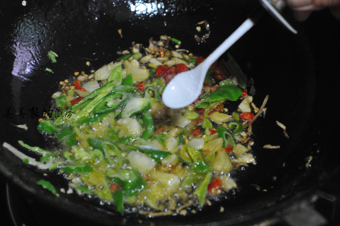 青椒炒春筍末的做法-家常味炒菜譜